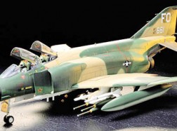 F-4C/D PHANTOM